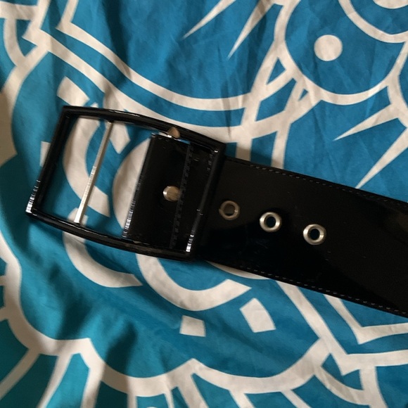 Banana Republic patent leather wide belt size medium. Black - Picture 3 of 10